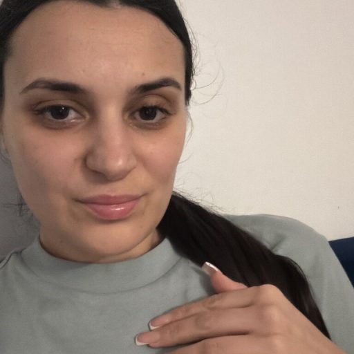 MiraSweet show fingering image