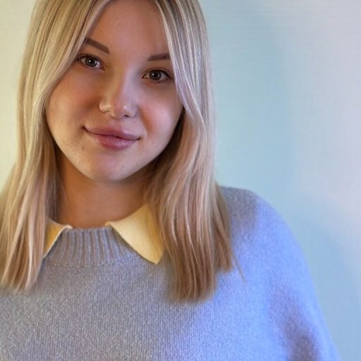 MirianMinardo online shows image