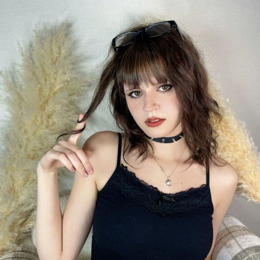 MishelWild naked porn image