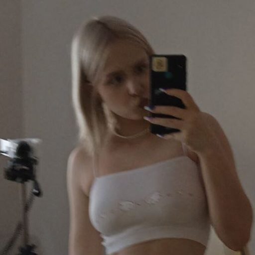 MolliMcDaniel video photos image