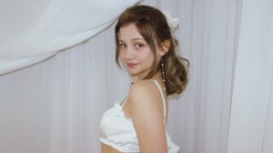 MollyMavis toy jasmin image