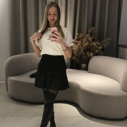 MonicaKeat nude sex image