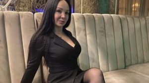 MonicaManu preview