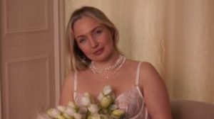 MonikaFoxies preview