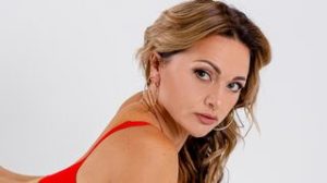 MonikaPeach xxx masturbation image