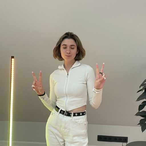 MonnieBuffey ass vibrator image