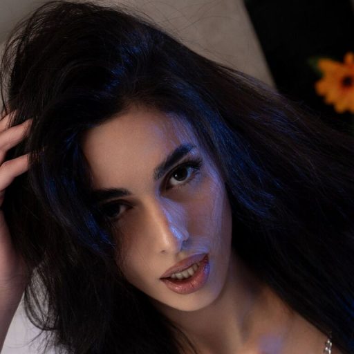 NadineRayley photos webcam image