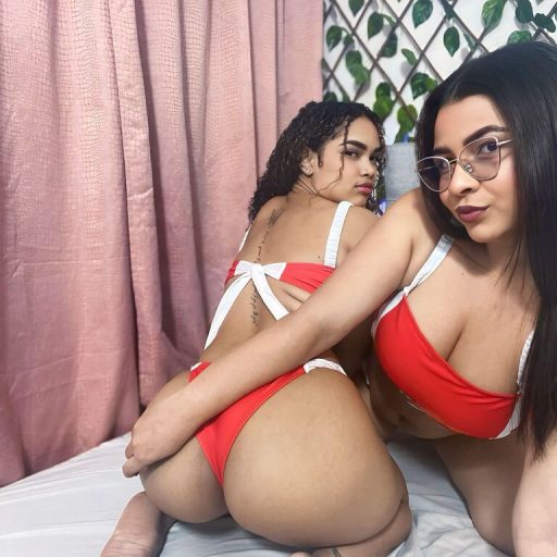 NadyaAndYara webcam free image