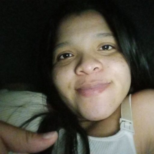 NaomyValencia webcam free image