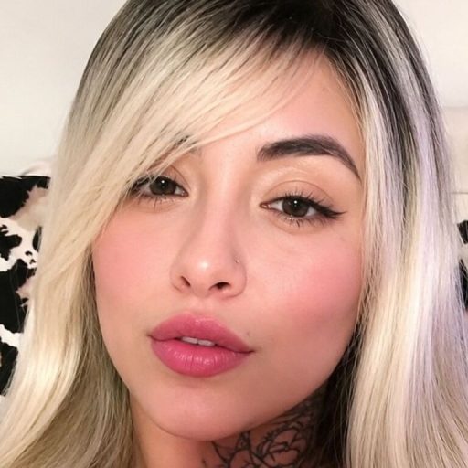 NatashaLat webcam free image