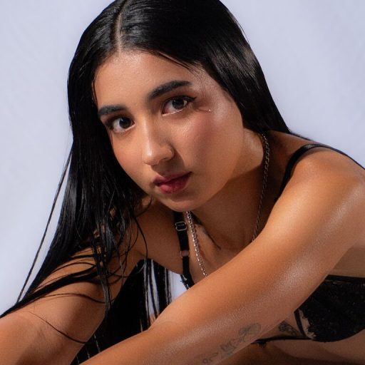 NatashaOliove vibrator lj image