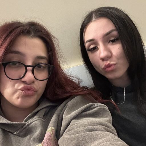 NatyAndZoe free dildo image