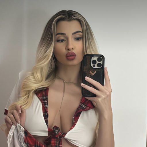 NickiMicki ass vibrator image