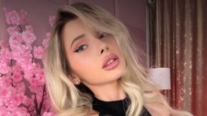 NickiMicki preview