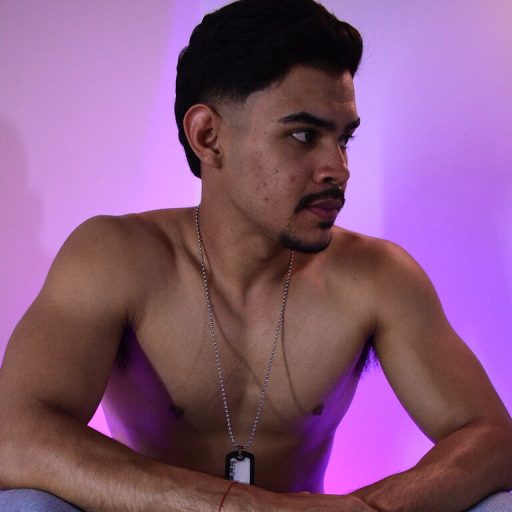 NicolasReyes show fingering image