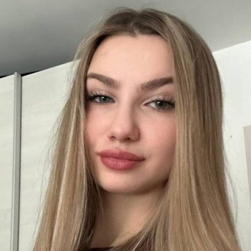 NicoleAllen real strip image