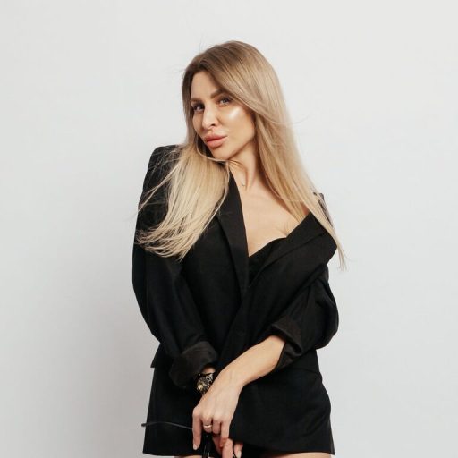 NicoleAriston dildo real image