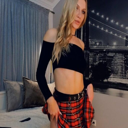 NicoleHamm amateur lush image