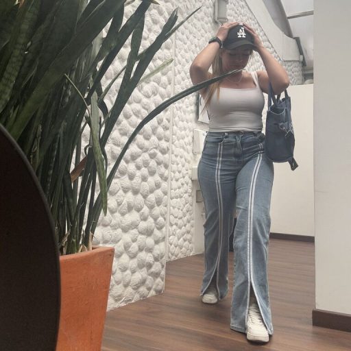 NicoleRocci photos webcam image