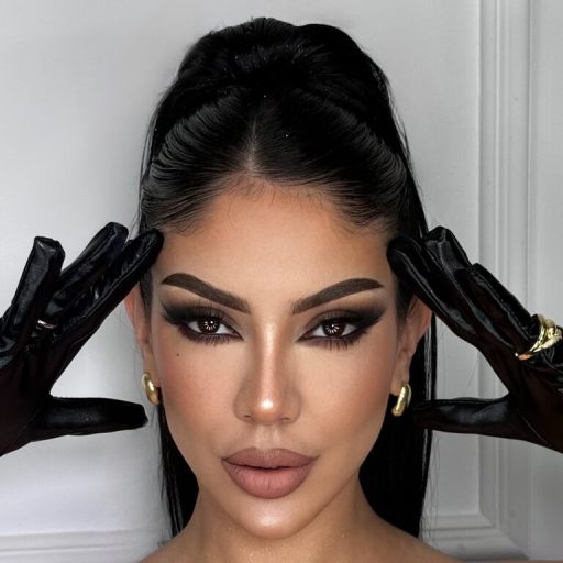 NicolleBennett fingering ass image