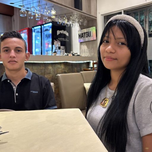 NicolleandLucas webcam free image