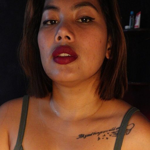 NikkySoliman webcam free image