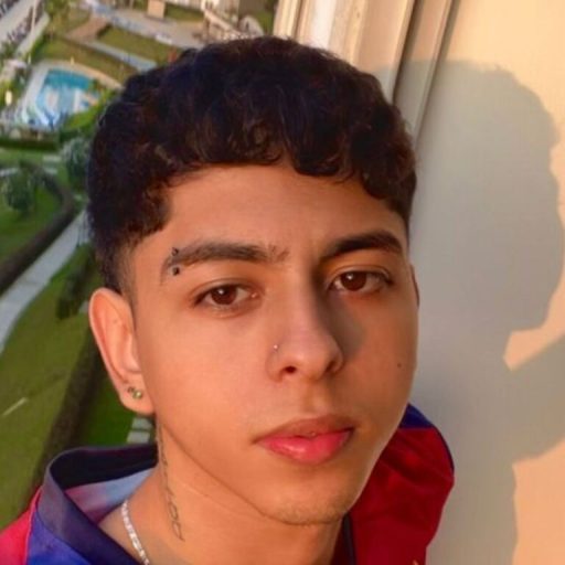 NohaDrake webcam free image