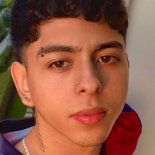 NohaDrake webcam free image