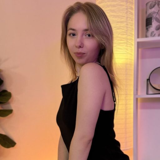 NoraScott nude sex image