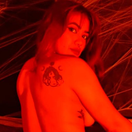 NyraFlame show fingering image