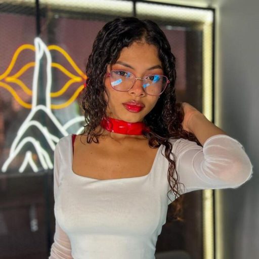 OlesiaRichard show fingering image