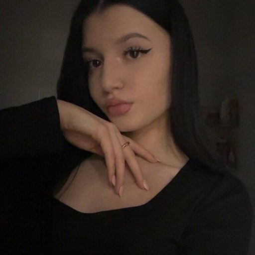 OliveViereck show fingering image