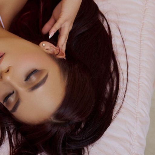 OliviaLifton photos webcam image