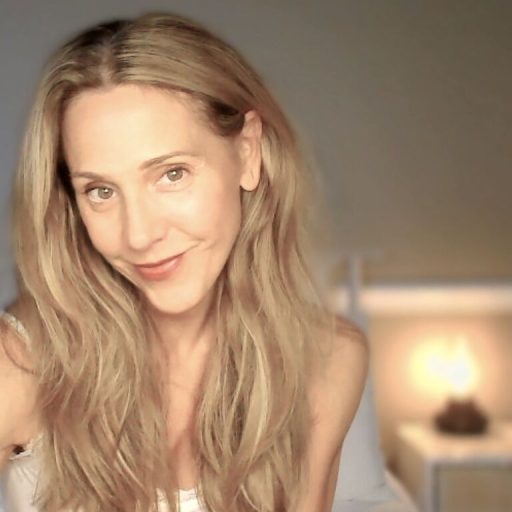 OpheliaHardin cam naked image