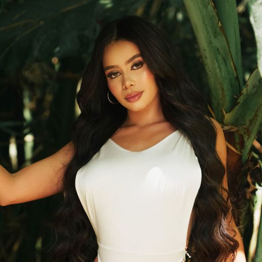 PaolaFalcone show fingering image