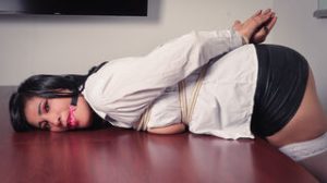 PaulaCooper pussy show image