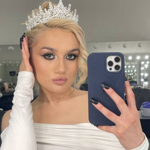 PaulinePedrotti lush livejasmin image