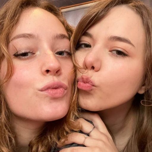 PegAndBrigitte video photos image