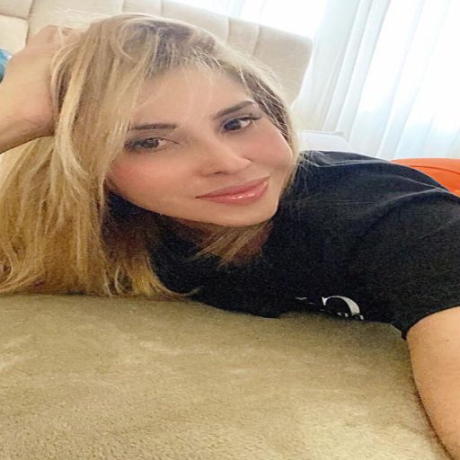 PelinnaCollins naked porn image