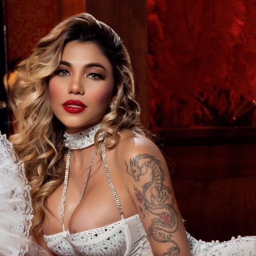 PenelopeDuque amateur lush image