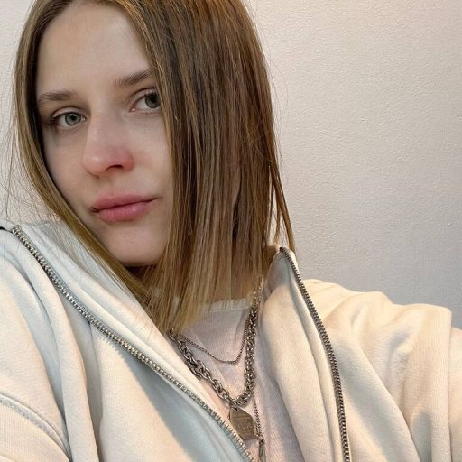 RebeccaBellore porn anal image