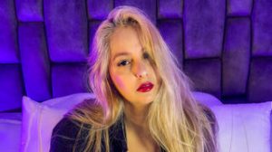 RemiKoch naked porn image