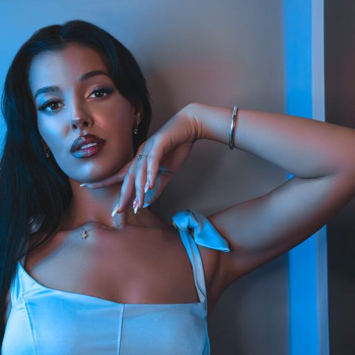 Renee amateur lush image