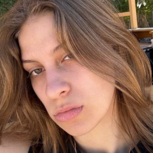 RhiannonLinko shows recorded image