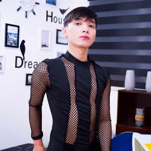 RomeoGrey show fingering image