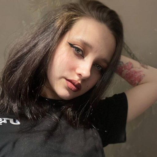 RositaMackessy free dildo image