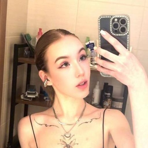 RositaMacman online shows image