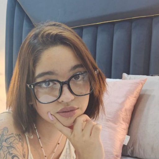 RosseLynn video photos image