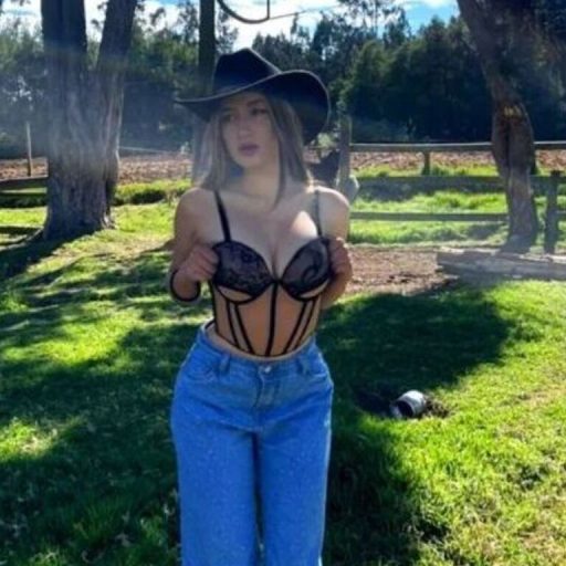 RubyRossey cam naked image