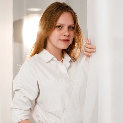 SamaraSherow show fingering image